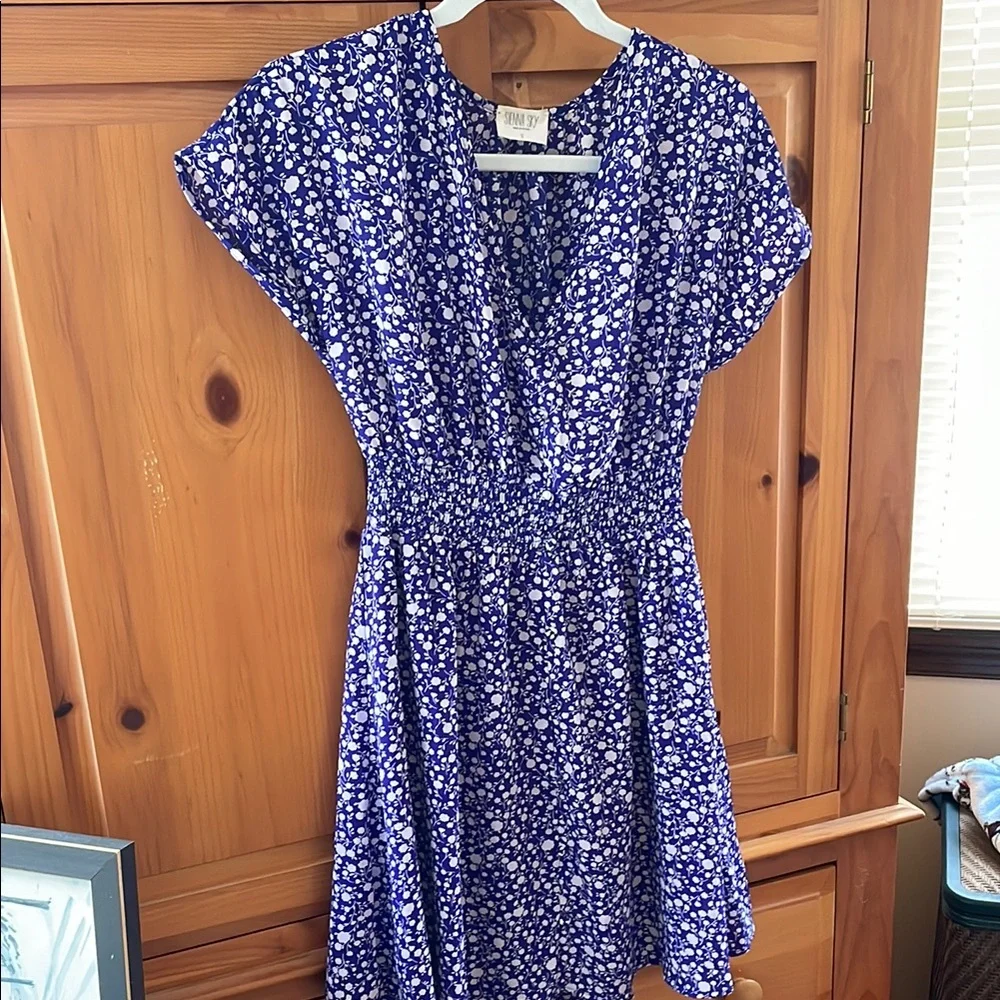 Royal Blue Floral Dress 💙 - Picture 4 of 16